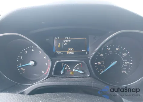 2015 Ford Focus Se z USA, uszkodzony, nr VIN 1FADP3F28FL229286